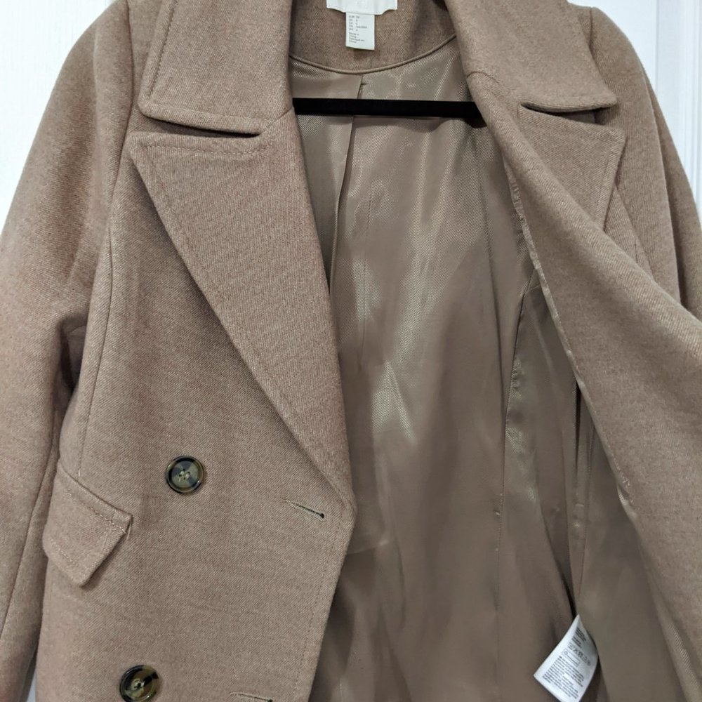 H&M Short Coat - Picture 3 of 3